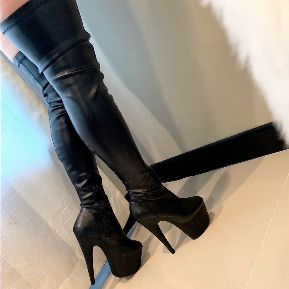 Pleaser Tight High Black Boots.